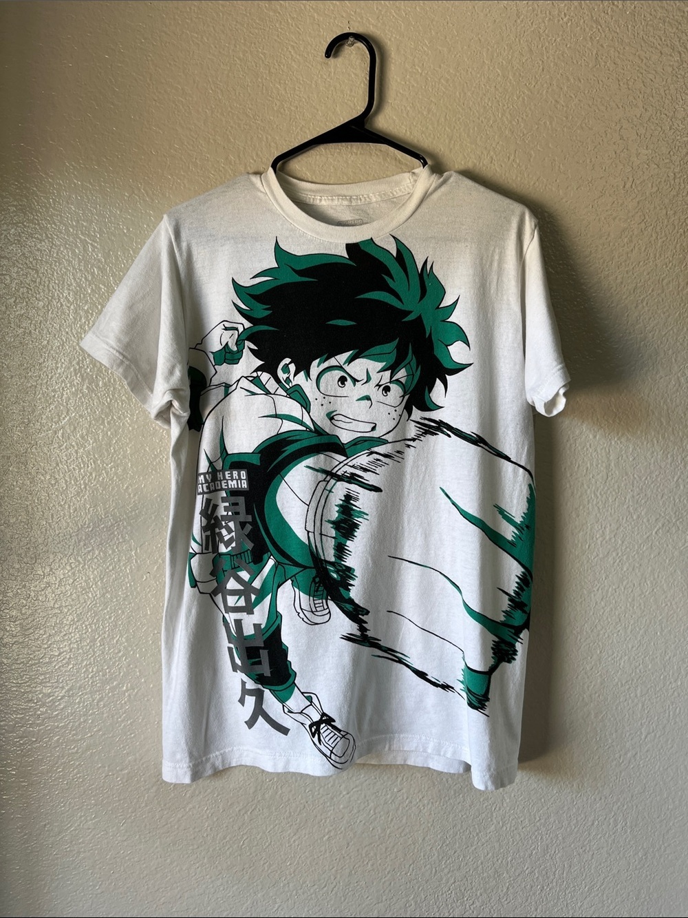 My Hero Academia Short SleeveTee White Green Black Graphic Crewneck Sz M Casual